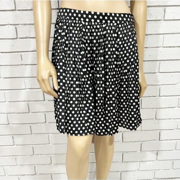 J.Crew Women’s Featherweight Satin Mini Skirt in Dot - Size 6 - Picture 7 of 10